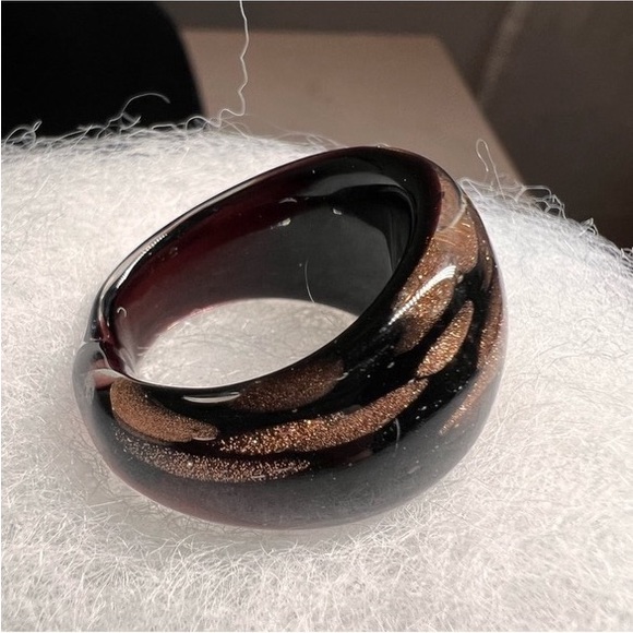 EUC Glass Wide Band Ring - Picture 8 of 8